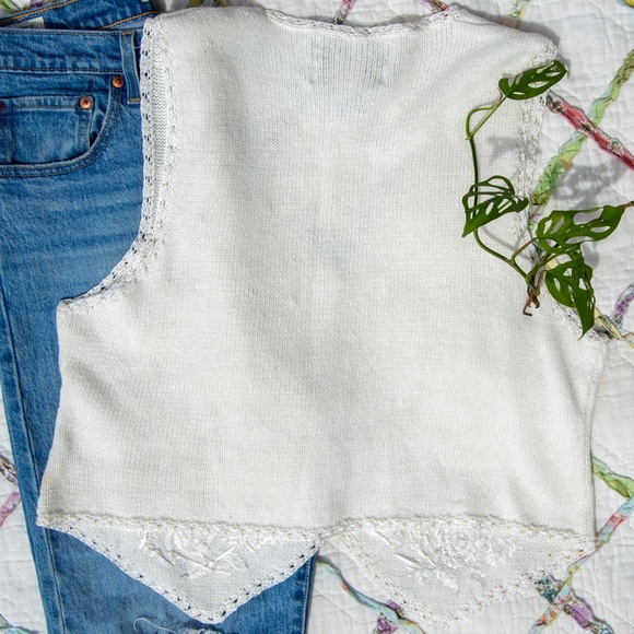 90s Vintage Embroidered & Beaded Sweater Vest - Picture 5 of 7
